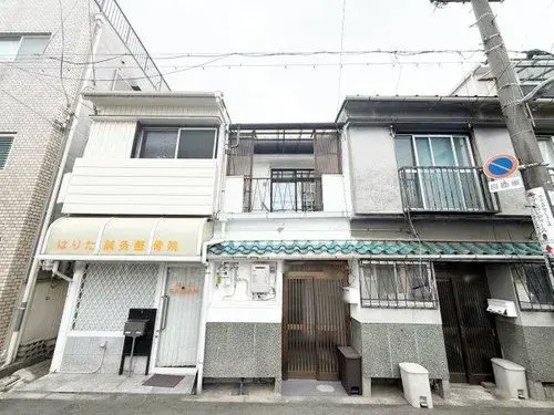 Akiya in Osaka