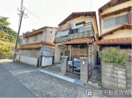 Akiya in Kashiwara