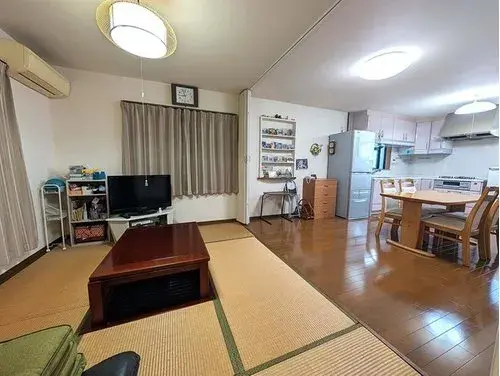 5LDK Property in Higashiosaka City, Osaka Prefecture (5)