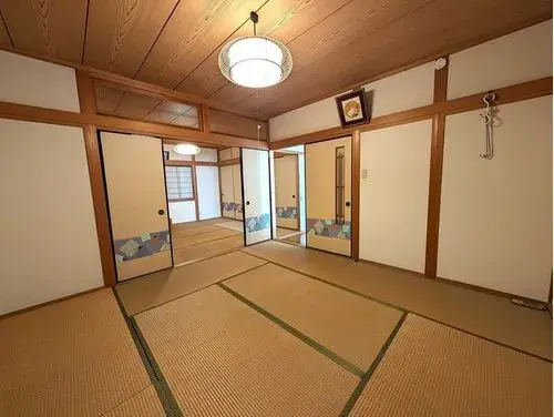 5LDK Property in Higashiosaka City, Osaka Prefecture (9)