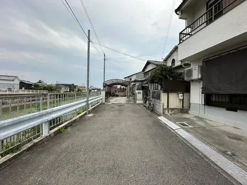 Slide 4