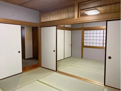 Propriété 9LDK+2S
Higashinada-ku, Ville de Kobe
Préfecture de Hyogo (13)