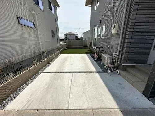 Slide 3