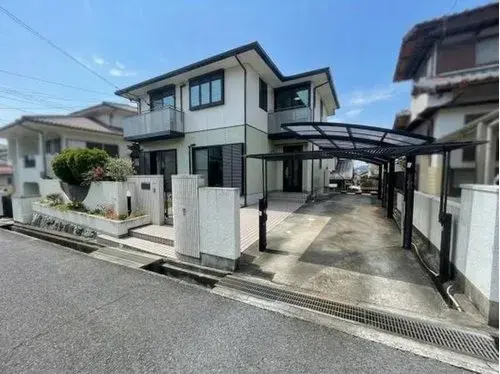 Akiya in Kobe