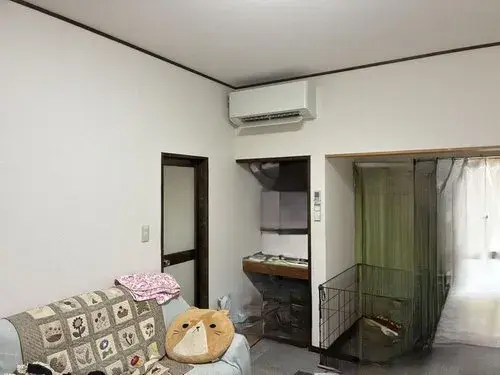 Slide 4