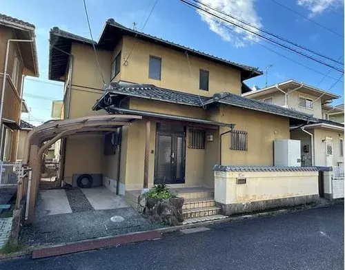 Akiya in Otake