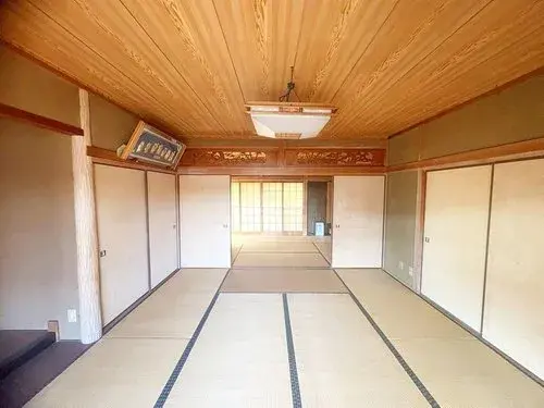 Slide 4