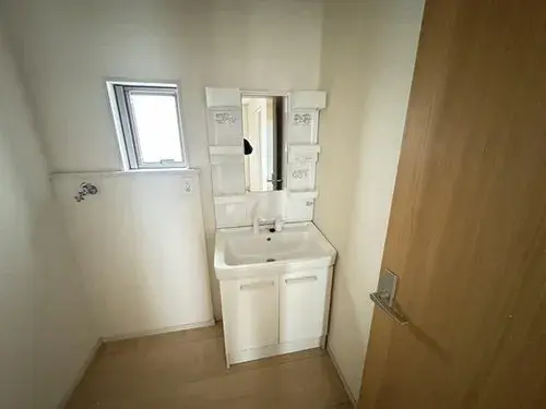 2LDK+2S Property Fuchu-cho Hiroshima Prefecture (17)