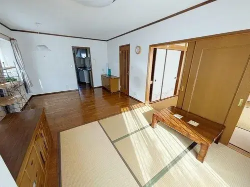 4LDK+2S Property Ube City, Yamaguchi Prefecture (2)
