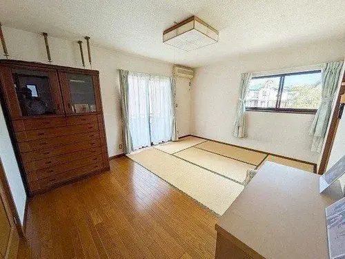 4LDK+2S Property Ube City, Yamaguchi Prefecture (3)