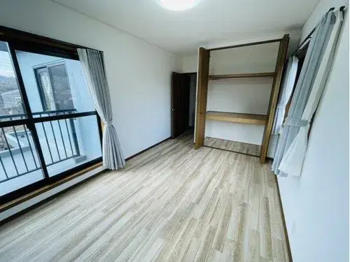 2 Bedroom House in Iwakuni City, Yamaguchi Prefecture (5)
