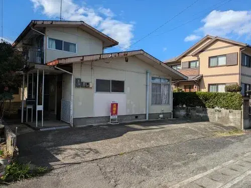 Akiya in Komatsushima