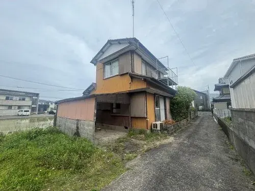 Akiya in Komatsushima