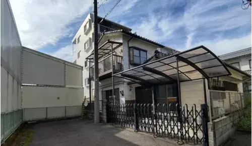 Akiya in Matsuyama