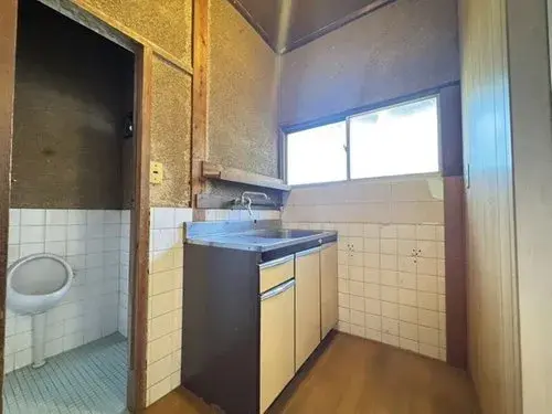5LDK Property, Niihama City, Ehime Prefecture (8)