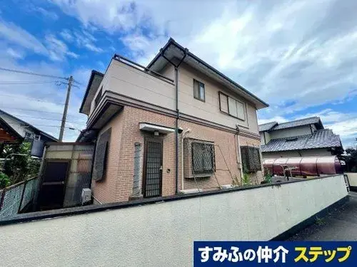 Akiya in Ogori