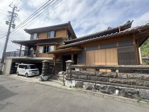 Akiya in Oita