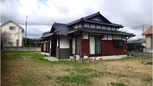 Akiya in Usa