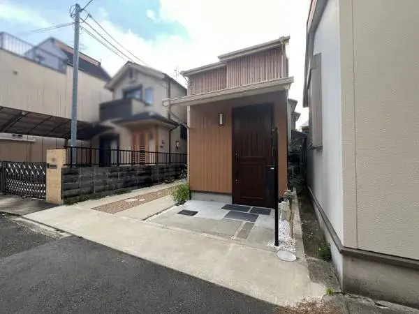 Slide 4