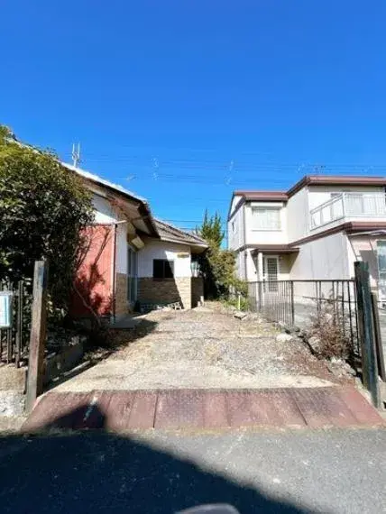 Akiya in Koka