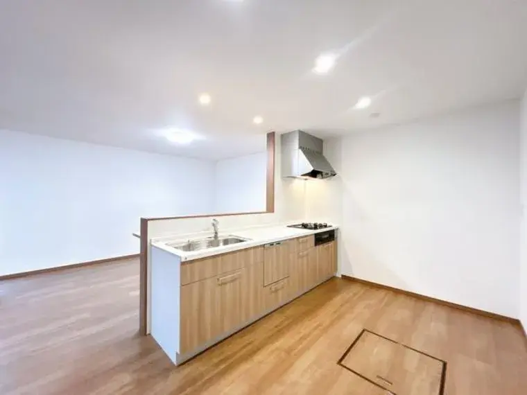 Nagasaki Prefecture Nagasaki City 4LDK Property (17)