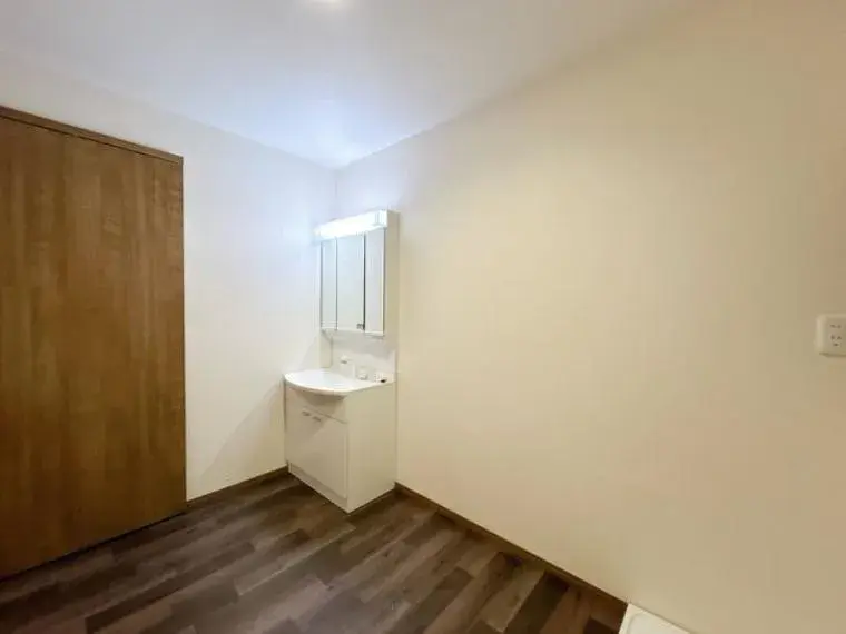 Nagasaki Prefecture Nagasaki City 4LDK Property (21)