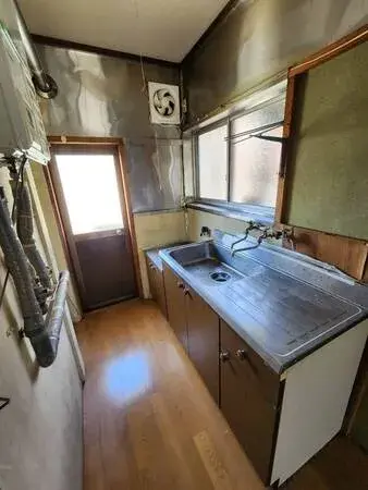 Toyama Prefecture Takaoka City 7DK Property (2)