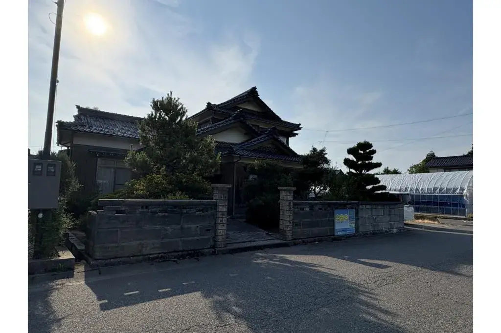 Akiya in Sakai