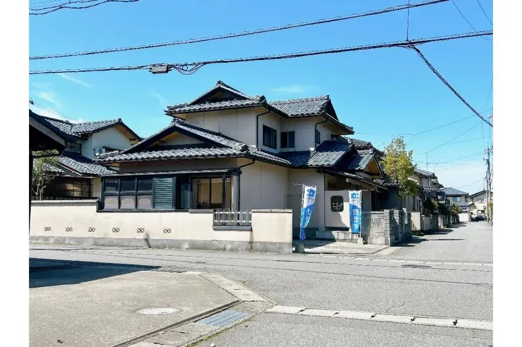 Akiya in Sakai