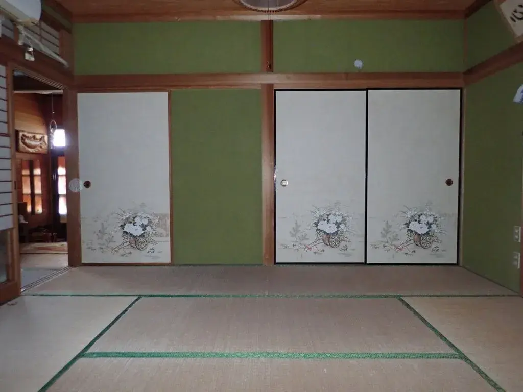 Slide 4