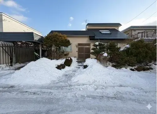 Akiya in 札幌市