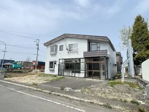 Akiya in Iwamizawa