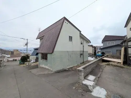 Slide 4