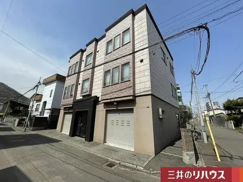 Akiya in Sapporo