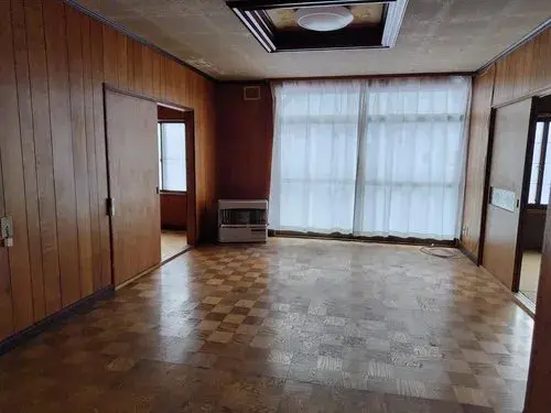 5LDK+S房产 泷川市 北海道 (2)