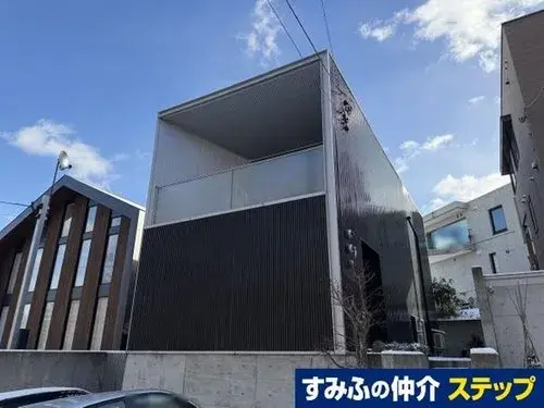 Akiya in Sapporo