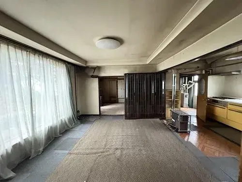 Slide 4