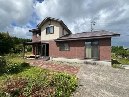 Akiya in Yomogita Village