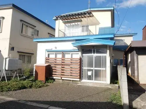 Akiya in Hirosaki
