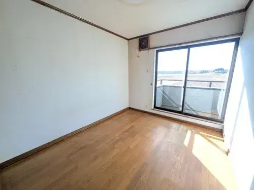 6-Bedroom Property Kitaibaraki City Ibaraki Prefecture (15)