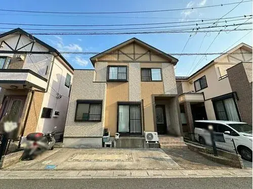 Akiya in Sōka
