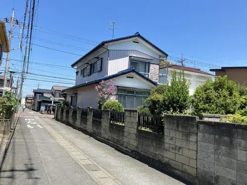 Akiya in Kazo