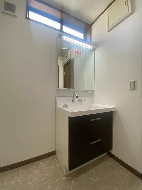 Two-story Chiba City Chiba Prefecture Property (4)