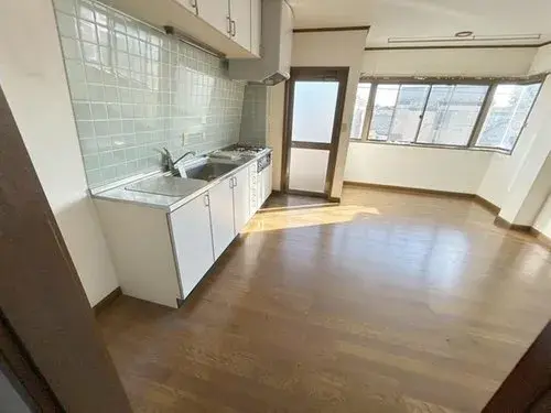 Tokyo Katsushika-ku 3 Bedroom Property (6)