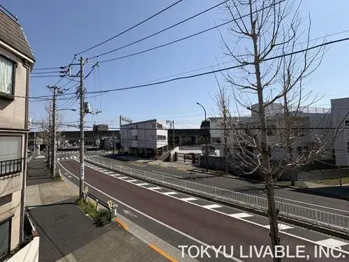 Akiya in Komae
