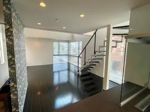 Kanagawa Prefecture Yokohama City 2 Bedroom Property (4)