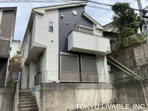 Akiya in Yokohama