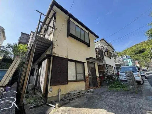 Akiya in Yokosuka