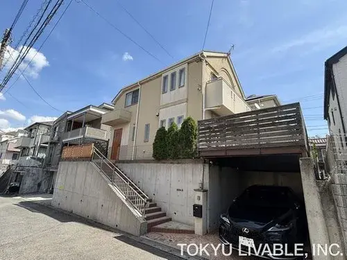 Akiya in Yokohama