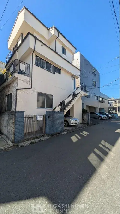 Akiya in Tama Ward